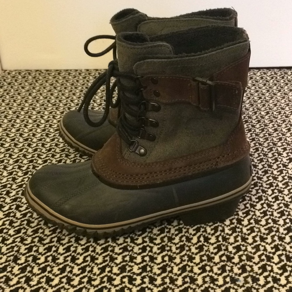 Sorel Women's Fancy Lace II Sz 7 Peat/Black
